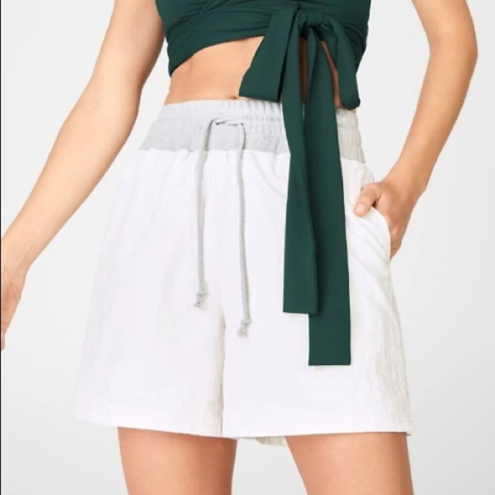 NWT Fabletics Boyfriend Fit Jemma Shorts
